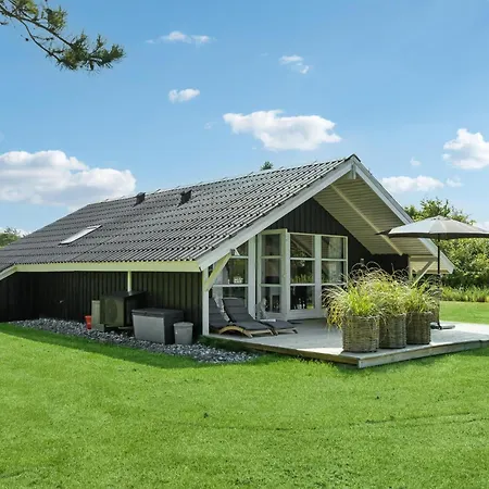 Three-bedroom In Sydals Vakantiehuis *