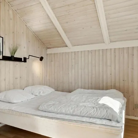 Three-bedroom In Sydals Дом отдыха *