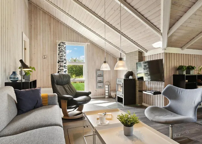 Three-bedroom In Sydals Vakantiehuis