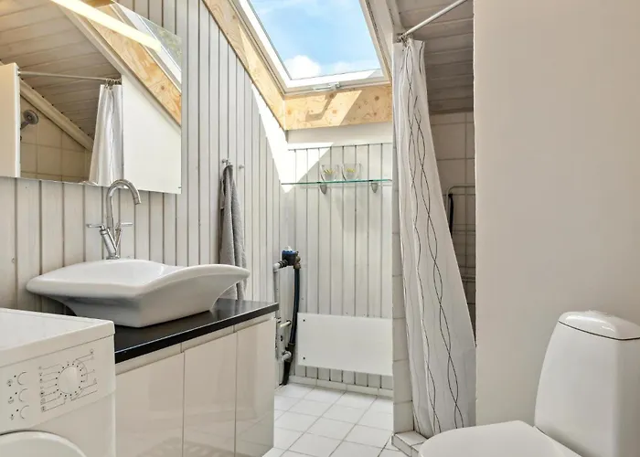 Vakantiehuis Three-bedroom In Sydals