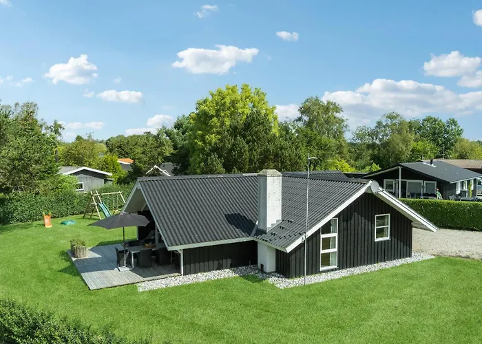 Three-bedroom In Sydals Vakantiehuis