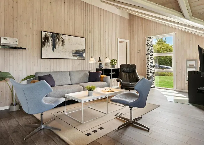 Vakantiehuis Three-bedroom In Sydals *